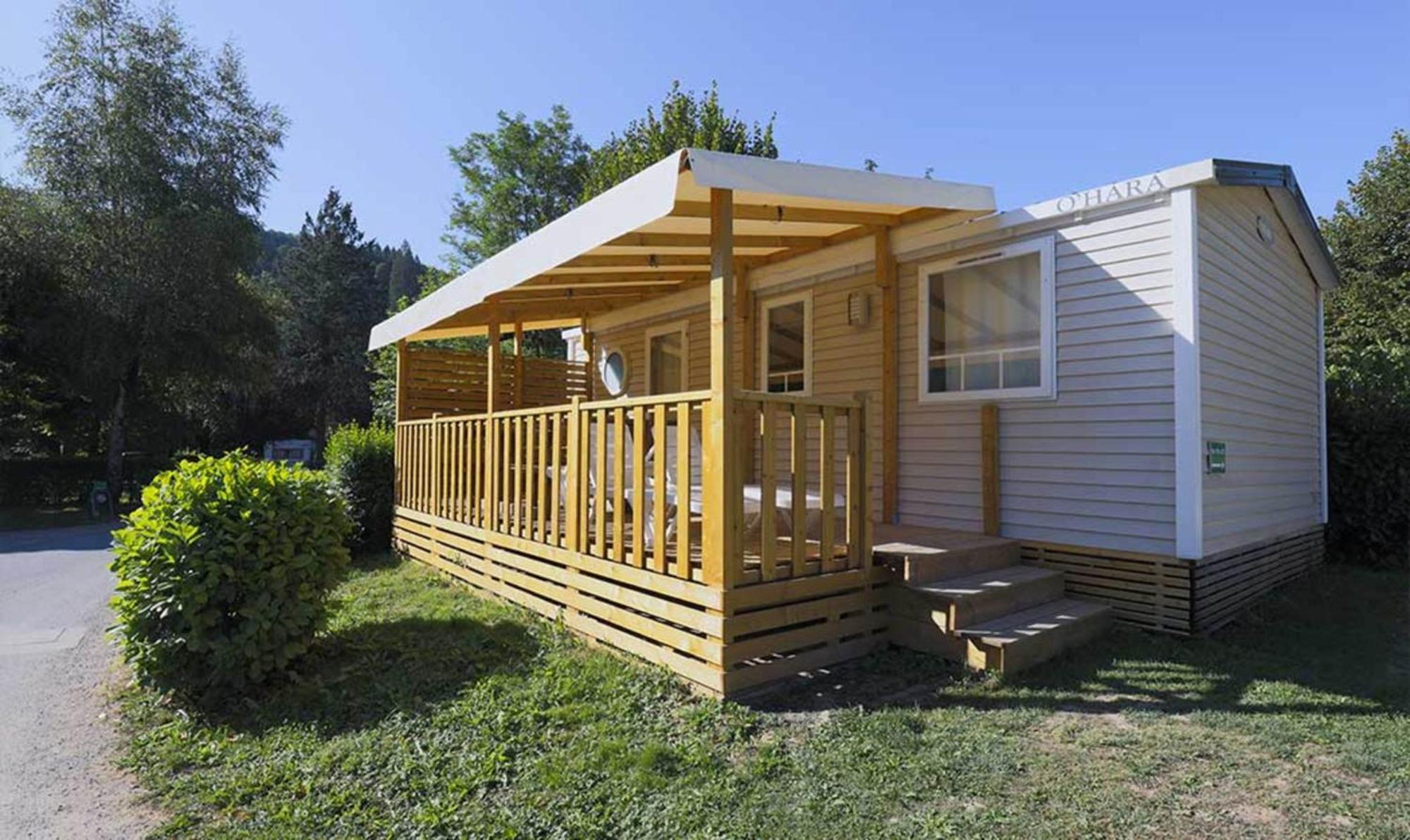 Camping Paradis Marmotel Saint-Geniez-dʼOlt Eksteriør billede