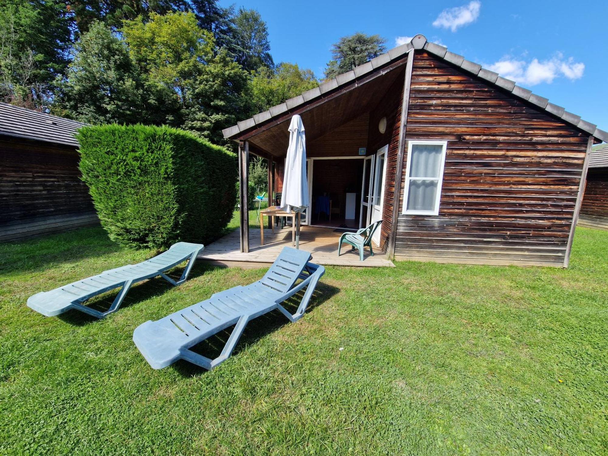 Camping Paradis Marmotel Saint-Geniez-dʼOlt Eksteriør billede
